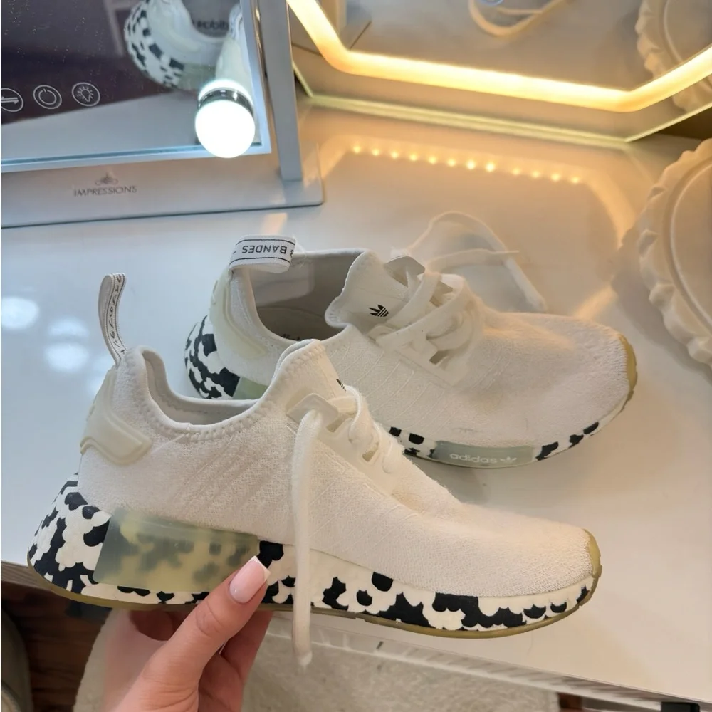 Adidas NMD R1 - Picture 2 of 4